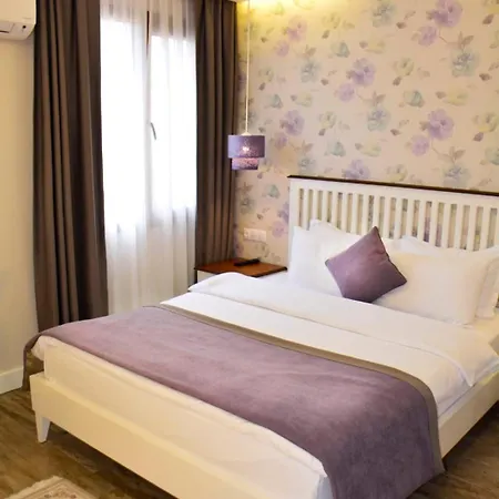 Focamor Bed & Breakfast Yenifoca