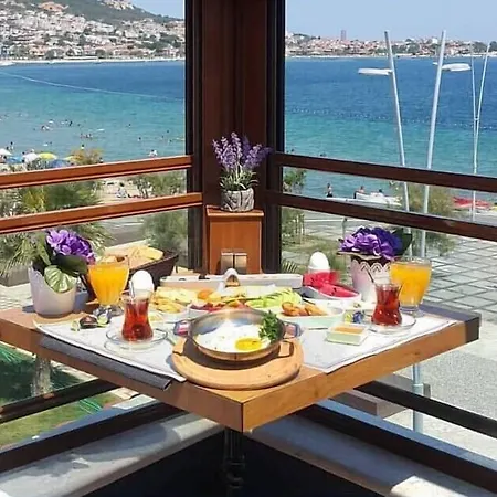 Focamor Oda ve Kahvaltı Yenifoca