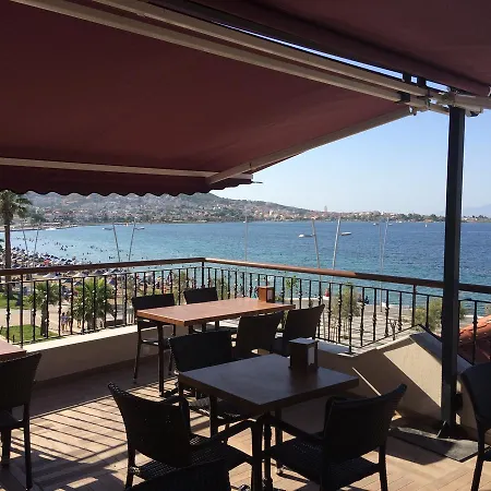 Oda ve Kahvaltı Focamor 4*