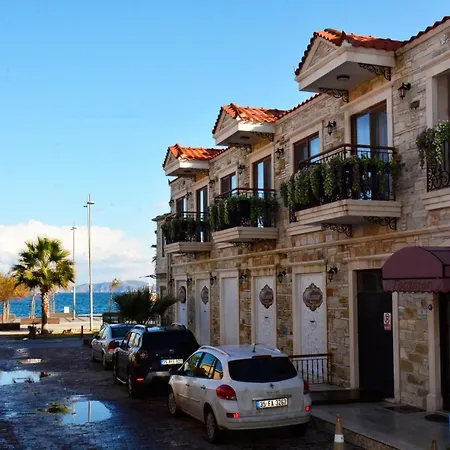 Focamor Bed & Breakfast Yenifoca