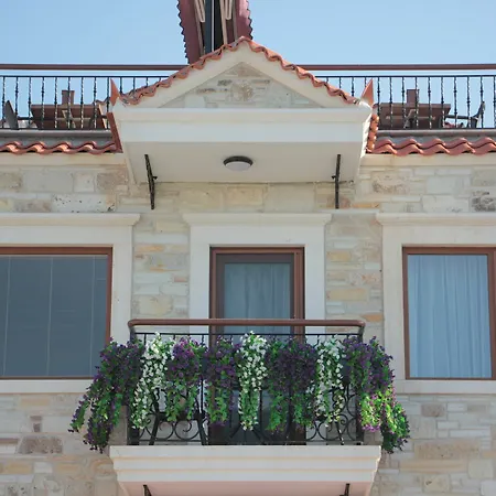 Focamor Bed & Breakfast Yenifoca