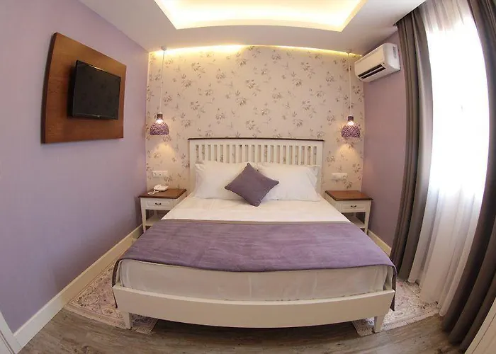 Focamor Bed & Breakfast 4*