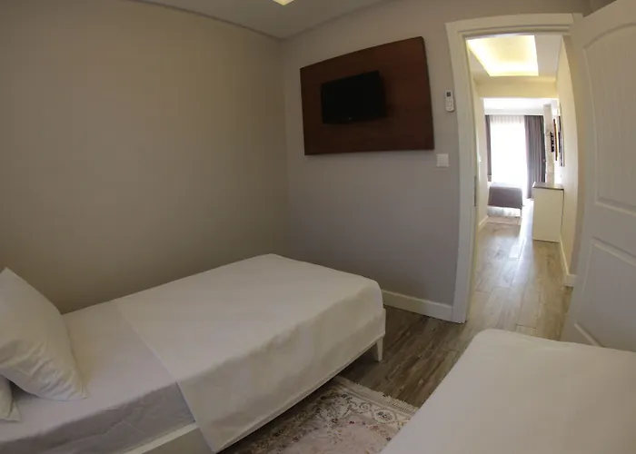 Focamor Bed & Breakfast 4*